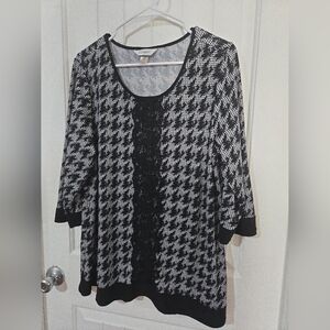 CJ Banks Women’s Black & White Houndstooth Tunic Top Lace Detail Size XL